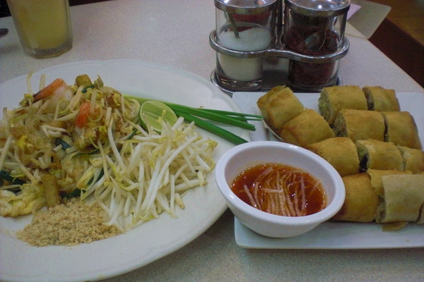 pad thai and spring rolls