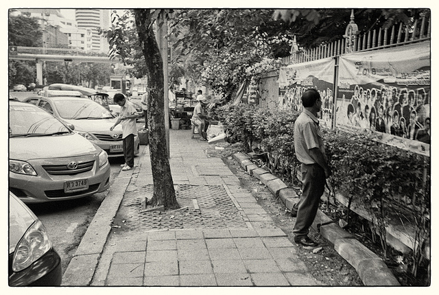  funny in Thailand was when you often see Thai men having a public pee