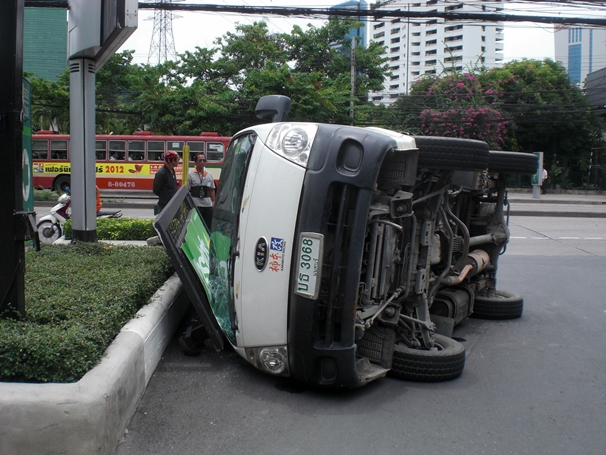 Traffic Accident Bangkok Tasty Thailand