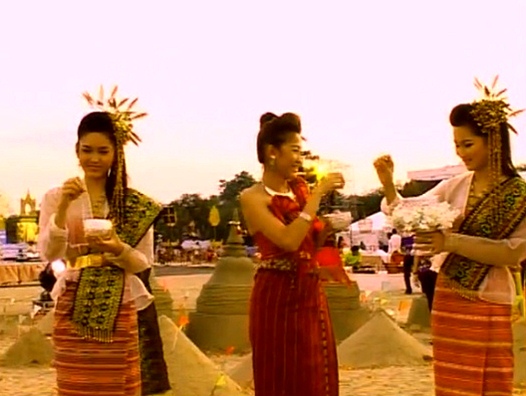 Thai girls throwing water on each other for Songkran.