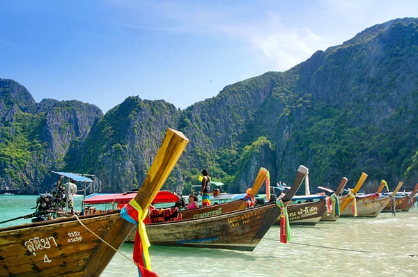 krabi thailand boats