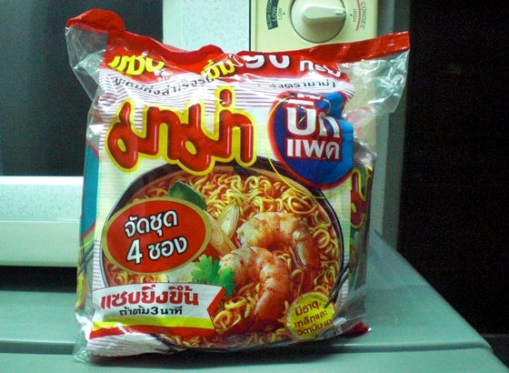 mama instant noodles thailand