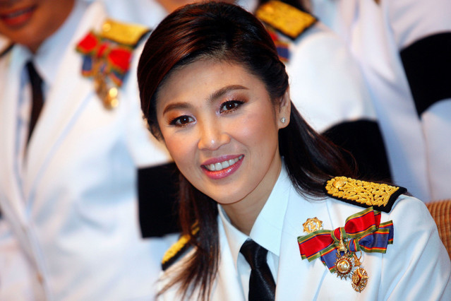 yingluck shinawatra prime minister of thailand in military dress