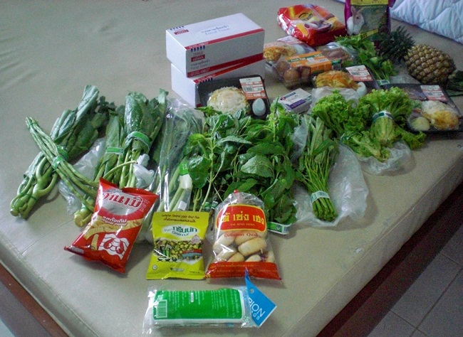 buying groceries in thailand cheap