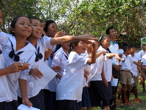 teaching thailand games