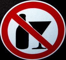 no alcohol buddhist lent thailand