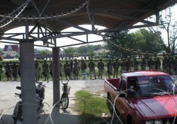thai army protecting abhisit at military base 2010