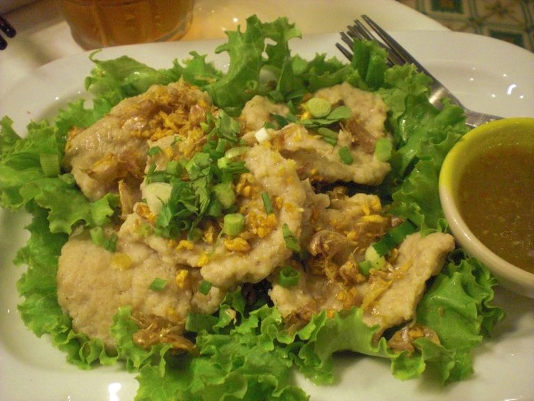 Best Cheap Restaurants in Chiang Mai, Thailand