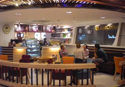 doi chaang central ladprao