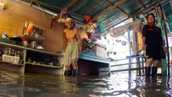 flooded house in bangkok