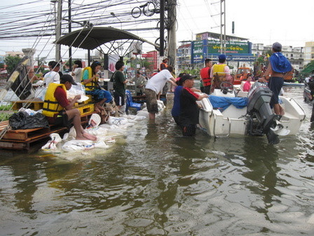Bangkok Will Flood in Next 24-48 Hours as Waters Released and Diverted into Ocean