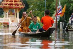 floods in southern thailand