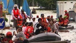 floods worsen in thailand