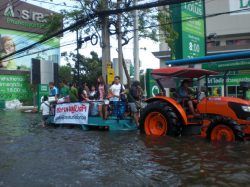 traveling by tractor in bangkok