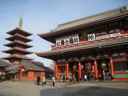 sensoji temple japan