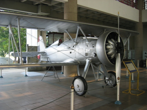 Royal_Thai_Air_Force_Boeing_100E_at_Museum