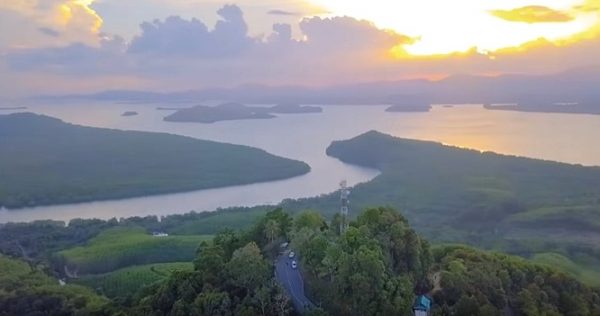 Ranong Viewpoint khao fah chi