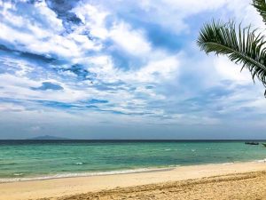 phuket beach empty